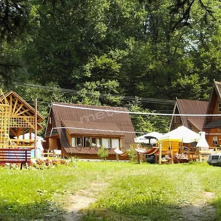 Domki Letniskowe Gaj Lapanow